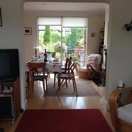 بيت للعطل Clontarf 3